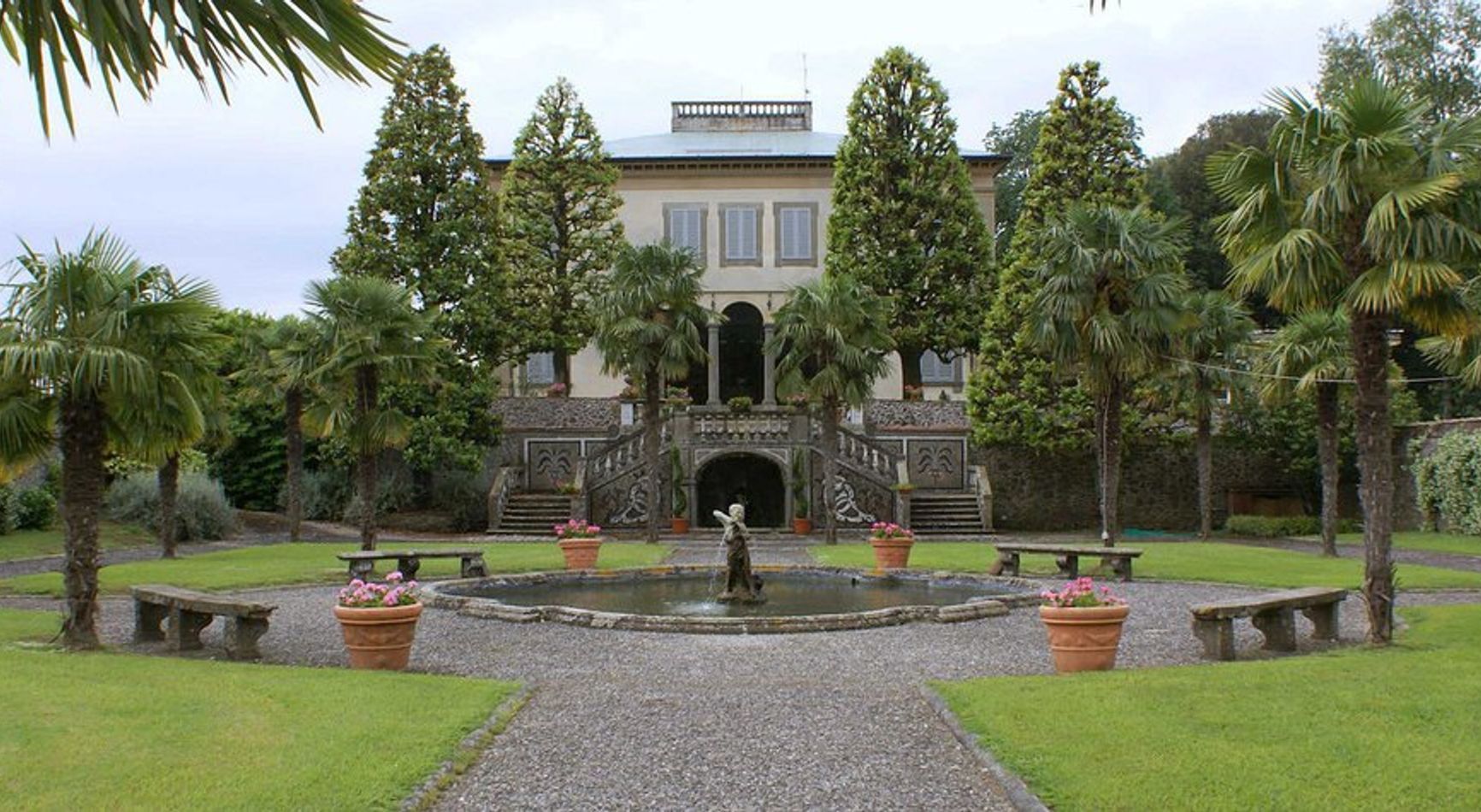 Вилла Лаццарески Олега Савченко